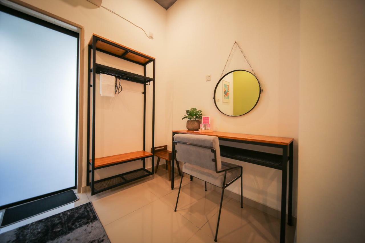 The Best Hotel In Bayan Lepas - The Lov Penang Ngoại thất bức ảnh